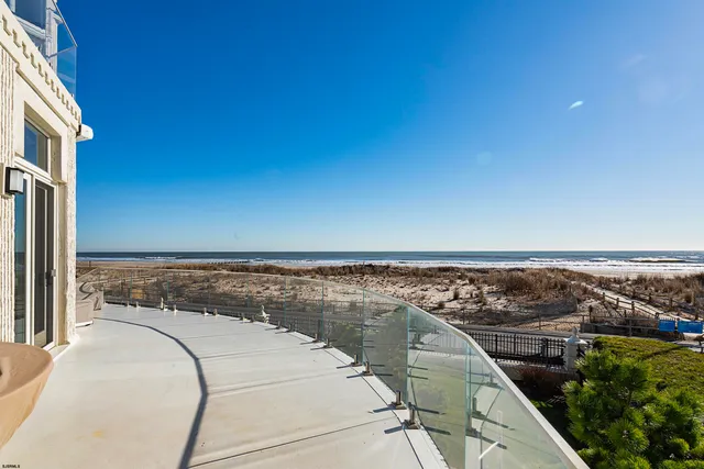 $13,900,000 | 4900 Boardwalk, Ventnor City, NJ 08406
