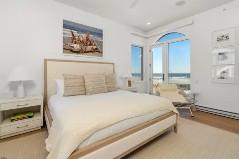 $13,900,000 | 4900 Boardwalk, Ventnor City, NJ 08406