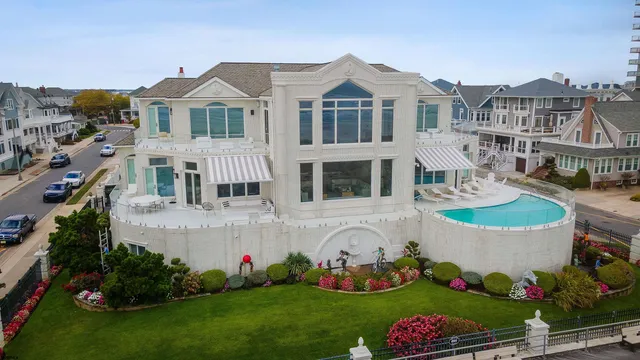 $13,900,000 | 4900 Boardwalk, Ventnor City, NJ 08406
