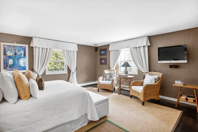 $25,000 | 115 Heady Creek Lane, Southampton, NY 11968