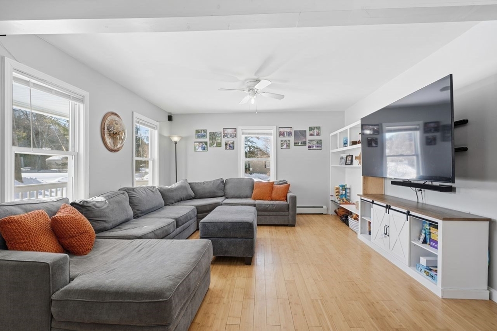 27 Ash Street Webster, MA 01570 - Photo 5 of 27