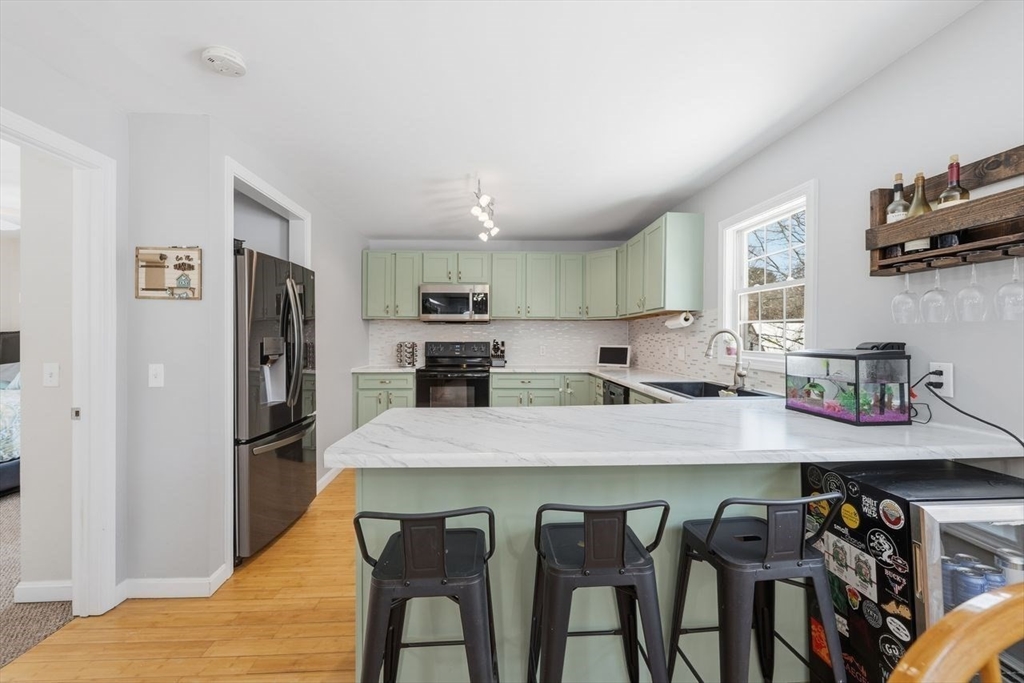 27 Ash Street Webster, MA 01570 - Photo 10 of 27