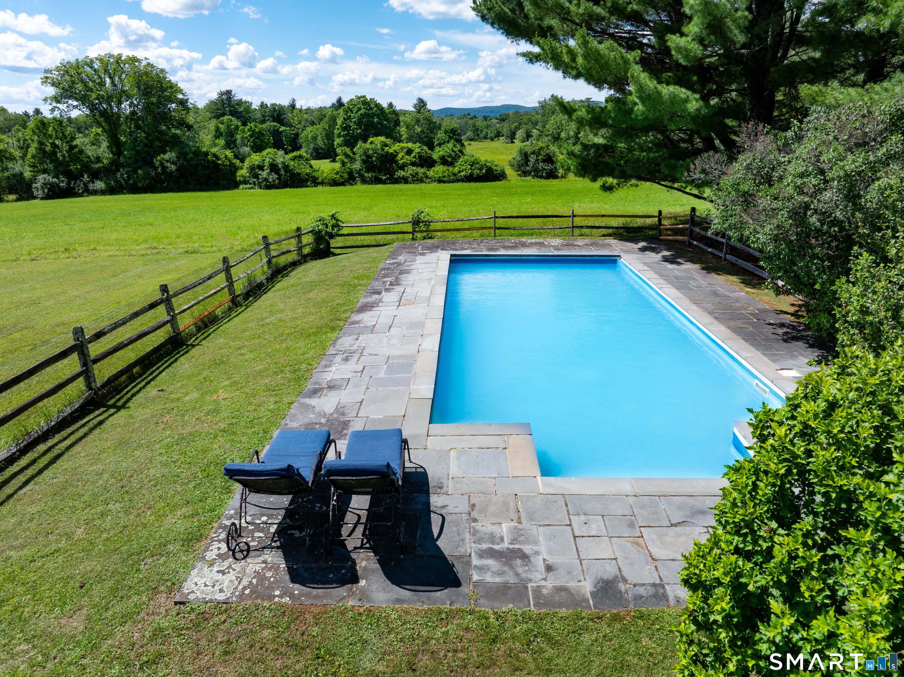 461 Wells Hill Road Salisbury, CT 06039 - Photo 3 of 26