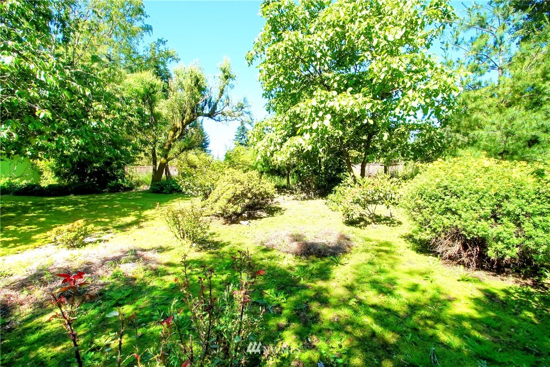 10204 Southwest Cove Road Vashon, WA 98070 - Photo 14 of 19