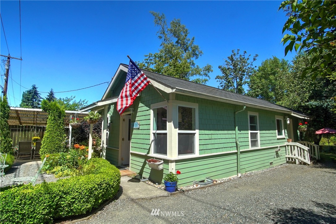 10204 Southwest Cove Road Vashon, WA 98070 - Photo 18 of 19