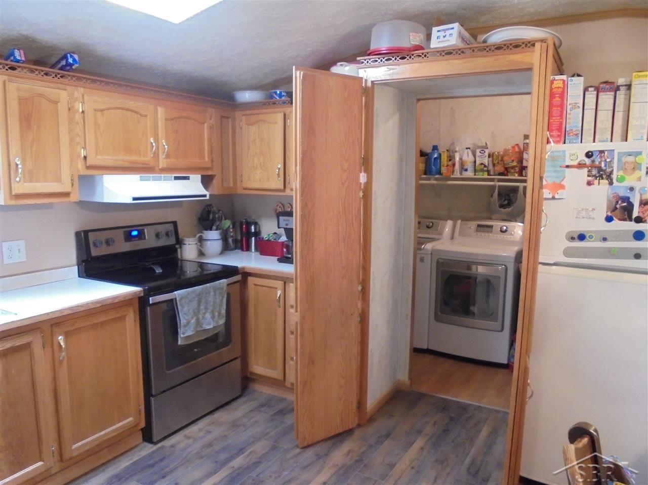 1384 South 7 Mile Road Midland, MI 48640 - Photo 5 of 23 31302257-4.JPG