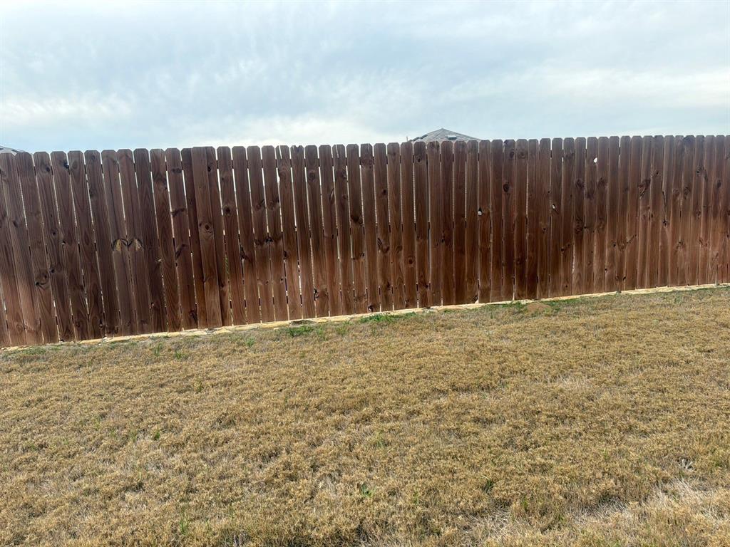 721 Durango Lane Cleburne, TX 76033 - Photo 21 of 25 a view of wooden fence