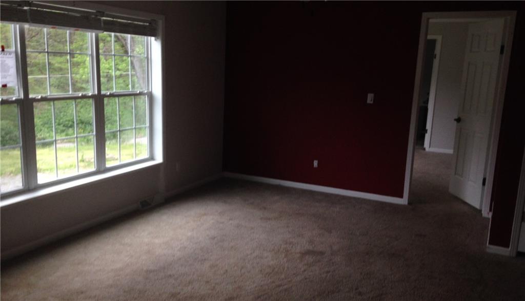 529 Holyoke Road Butler, PA 16001 - Photo 11 of 12