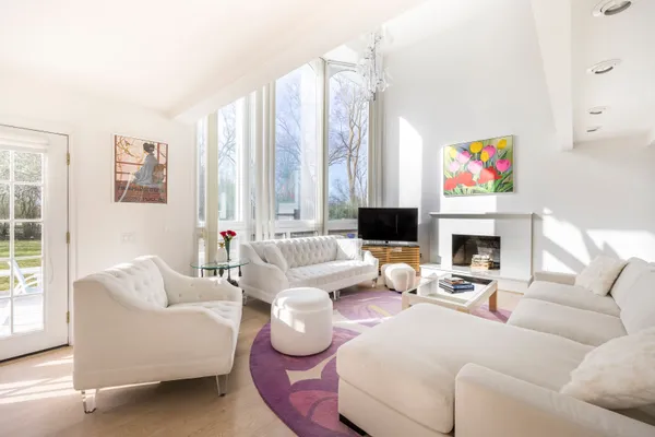 $155,000 | 79 Silver Lane, Bridgehampton, NY 11932