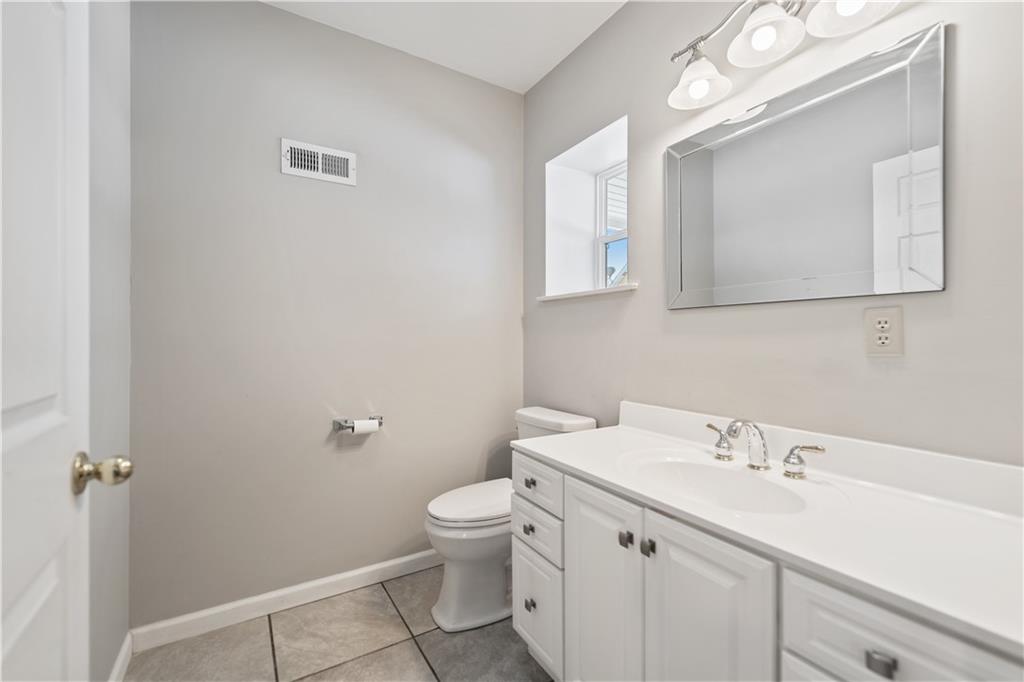 1400 Maratta Road Aliquippa, PA 15001 - Photo 18 of 39 main floor half bath