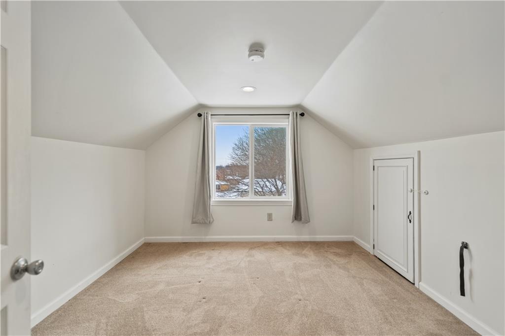 1400 Maratta Road Aliquippa, PA 15001 - Photo 27 of 39 Top floor bedroom
