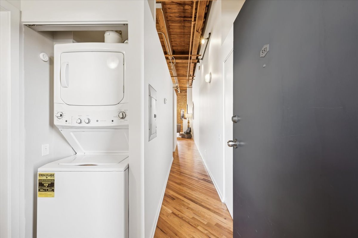 550 West Harrison Street, Unit 551 Chicago, IL 60607 - Photo 18 of 21