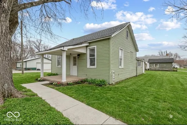 $132,500 | 9712 North Price Street, Knightsville, IN 47857