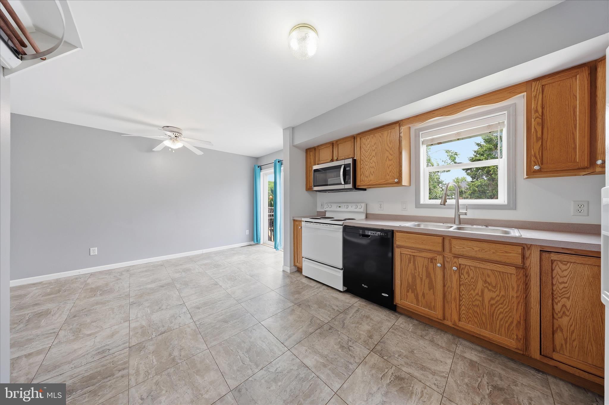 8757 Kings Road Waynesboro, PA 17268 - Photo 16 of 57 Kitchen & Dining Room
