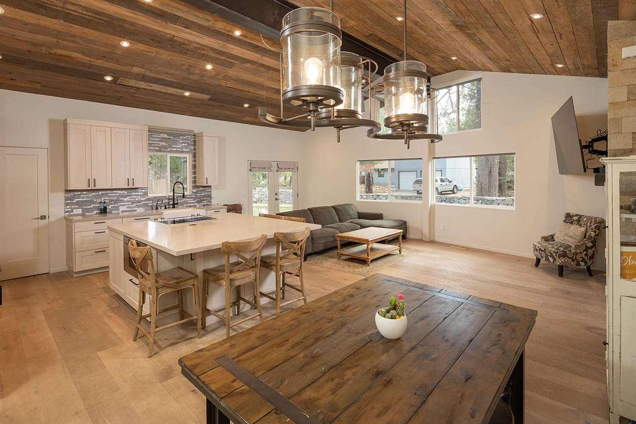 10388 Red Fir Road Truckee, CA 96161 - Photo 9 of 21 Gallery Image 9
