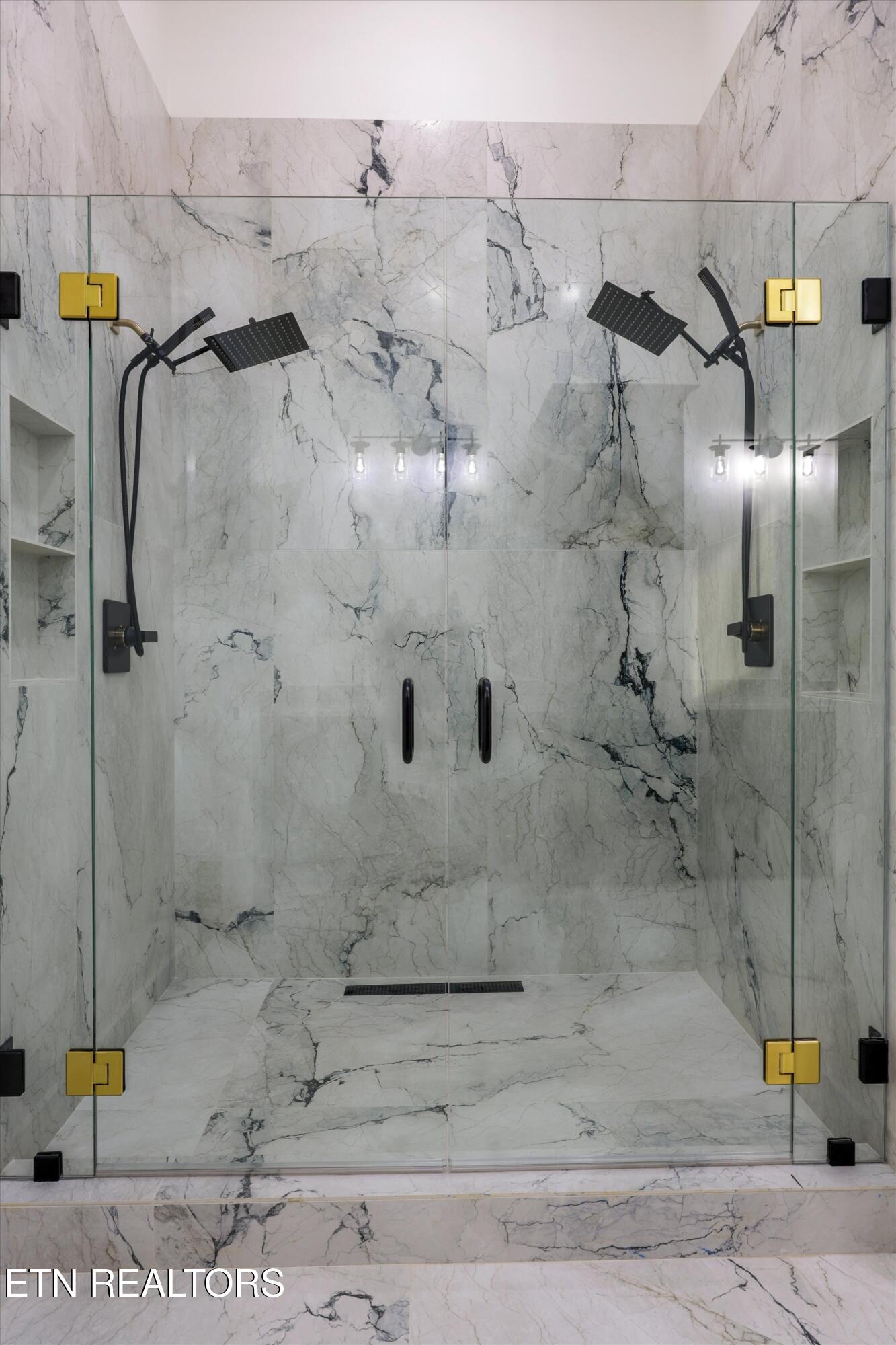 710 Knight Road Knoxville, TN 37920 - Photo 30 of 36 710 Knight Rd-Primary Walk-in Shower