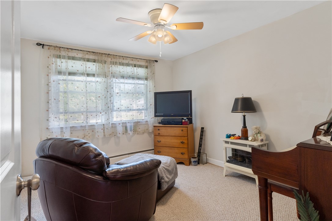 5 Tulip Road Coventry, RI 02816 - Photo 22 of 38