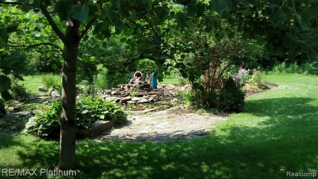 15331 Murray Road Byron, MI 48418 - Photo 3 of 29 IMG_20140720_154811_547.jpg