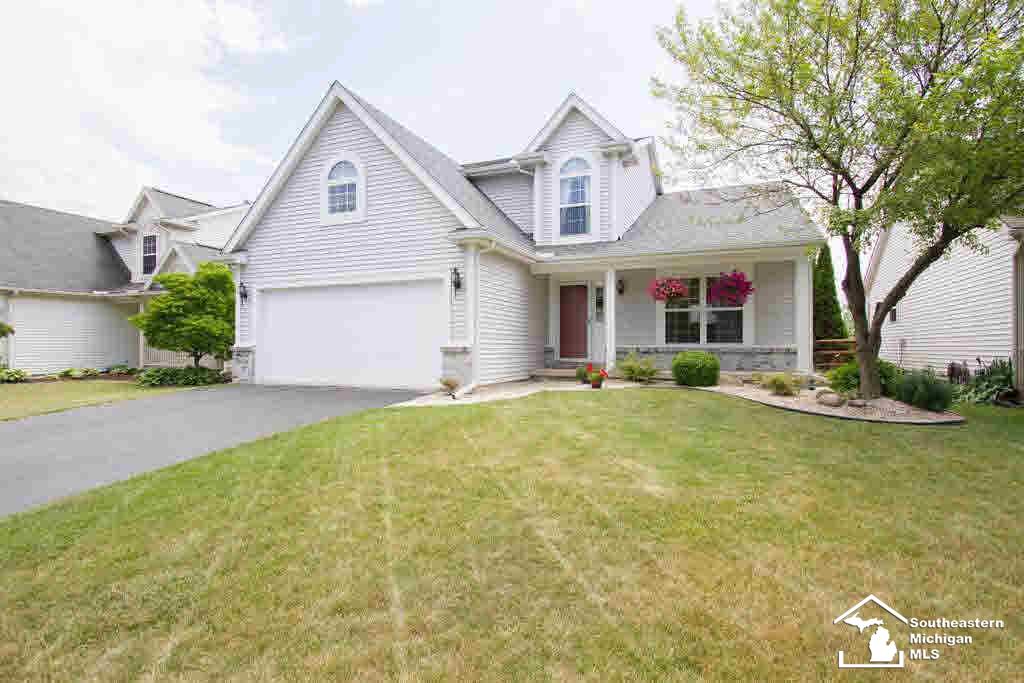 917 Hunting Creek Road, Unit CREEKS Temperance, MI 48182 - Photo 3 of 42 Gallery Image 3