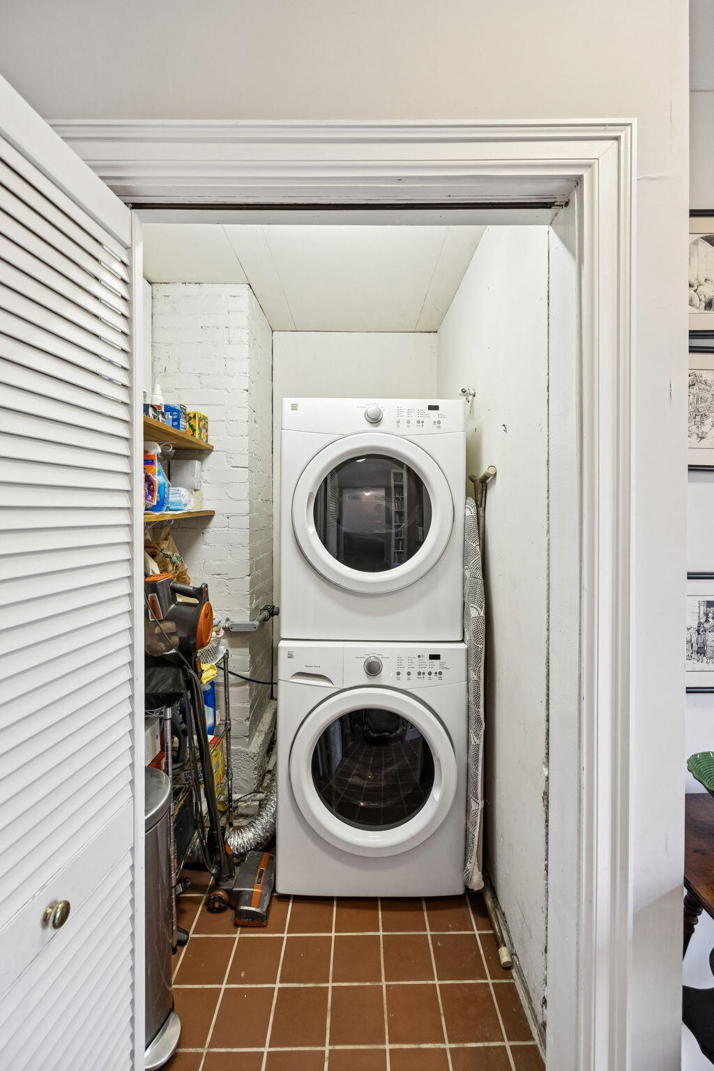 965 Signal Road Signal Mountain, TN 37377 - Photo 18 of 33 Laundry and Storage