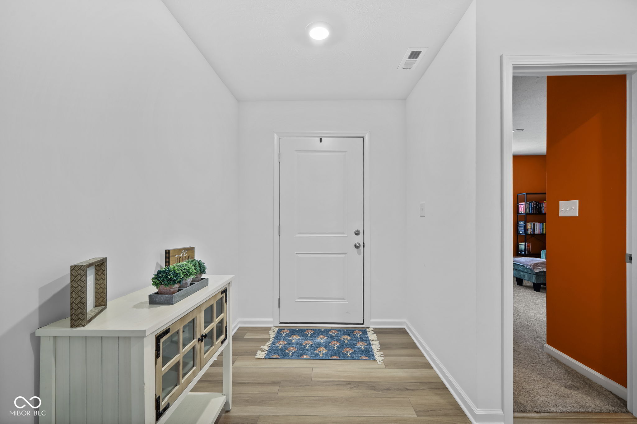 6302 Meadow Path Way Indianapolis, IN 46259 - Photo 6 of 33