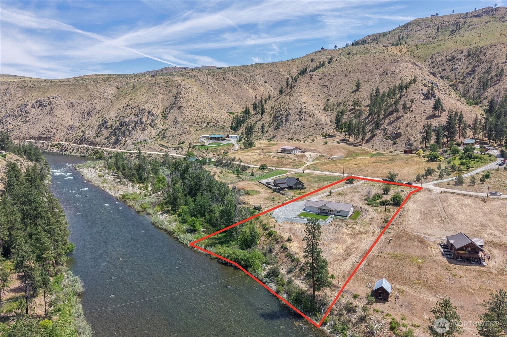 87 Burma Road Pateros, WA 98846 - Photo 2 of 21