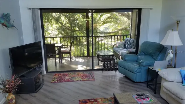 $2,000 | 1508 Pelican Cove Road, Unit GR232, Sarasota, FL 34231