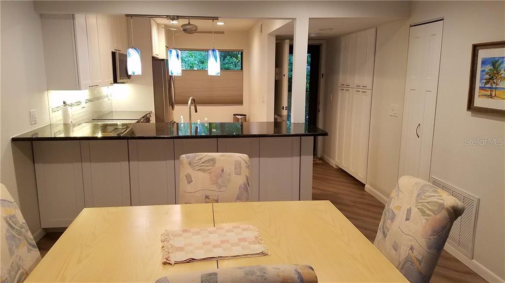 1508 Pelican Cove Road, Unit GR232 Sarasota, FL 34231 - Photo 3 of 17