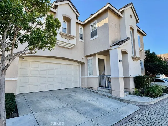 $949,900 | 229 Seacountry Lane, Rancho Santa Margarita, CA 92688