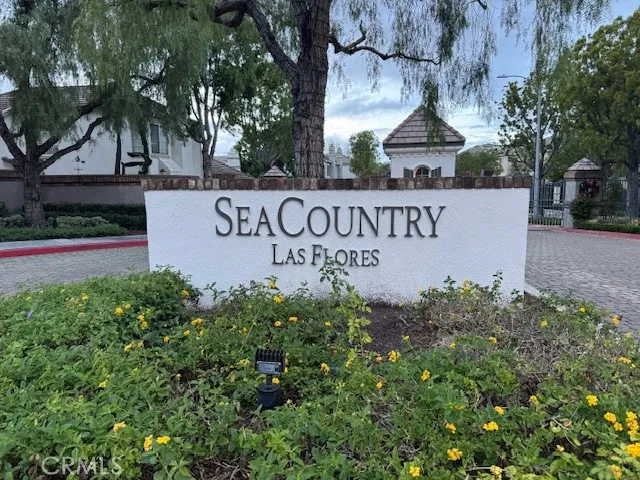 $899,900 | 229 Seacountry Lane, Rancho Santa Margarita, CA 92688