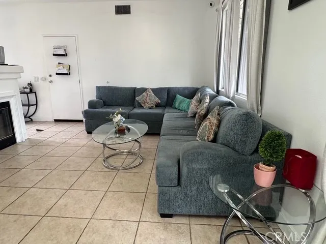 $899,900 | 229 Seacountry Lane, Rancho Santa Margarita, CA 92688