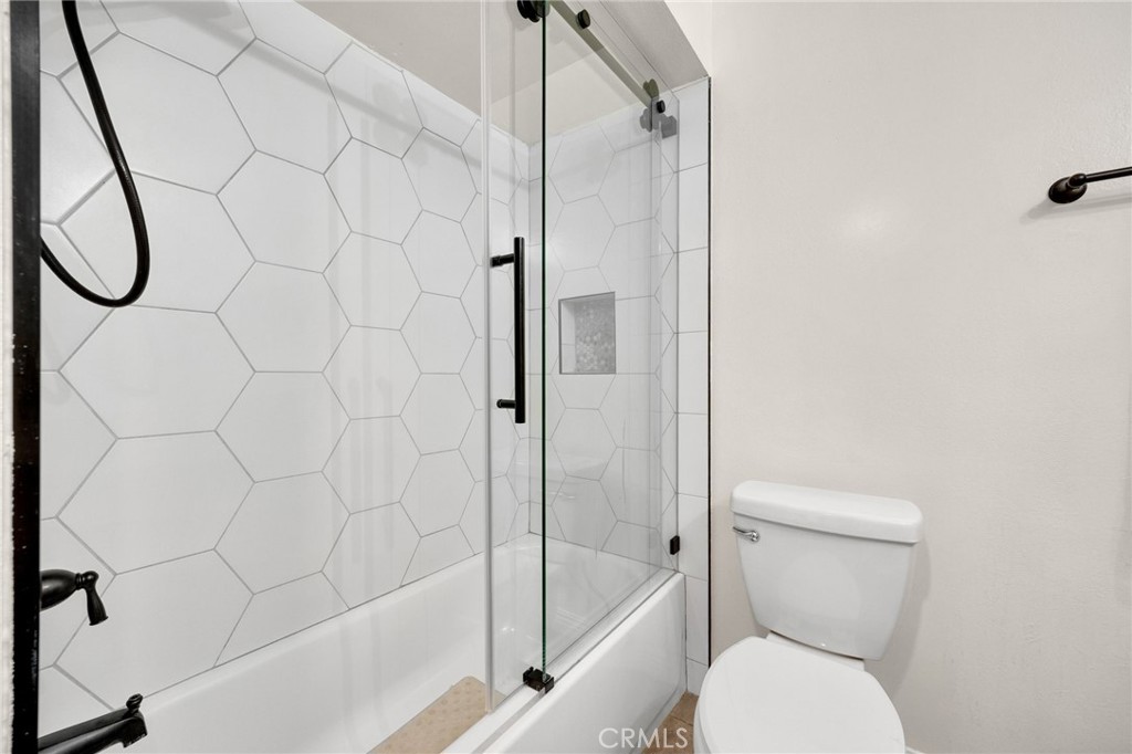 3000 Associated Road, Unit 64 Fullerton, CA 92835 - Photo 15 of 33 Primary Bath