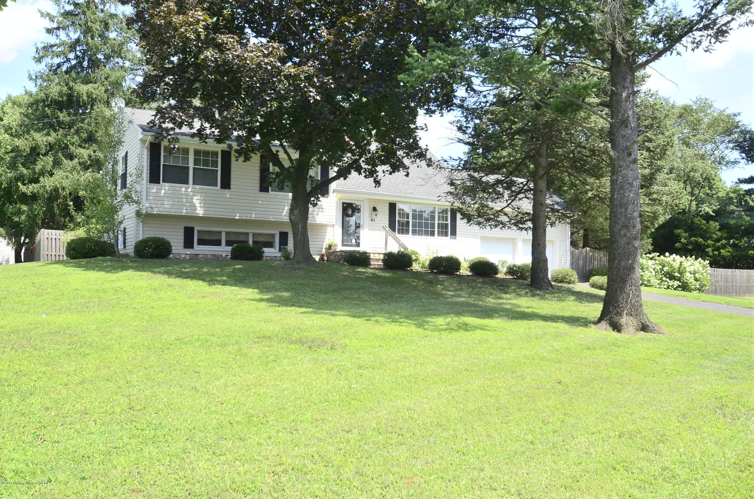 43 Riveredge Road Tinton Falls, NJ 07724 - Photo 1 of 30 Front 05