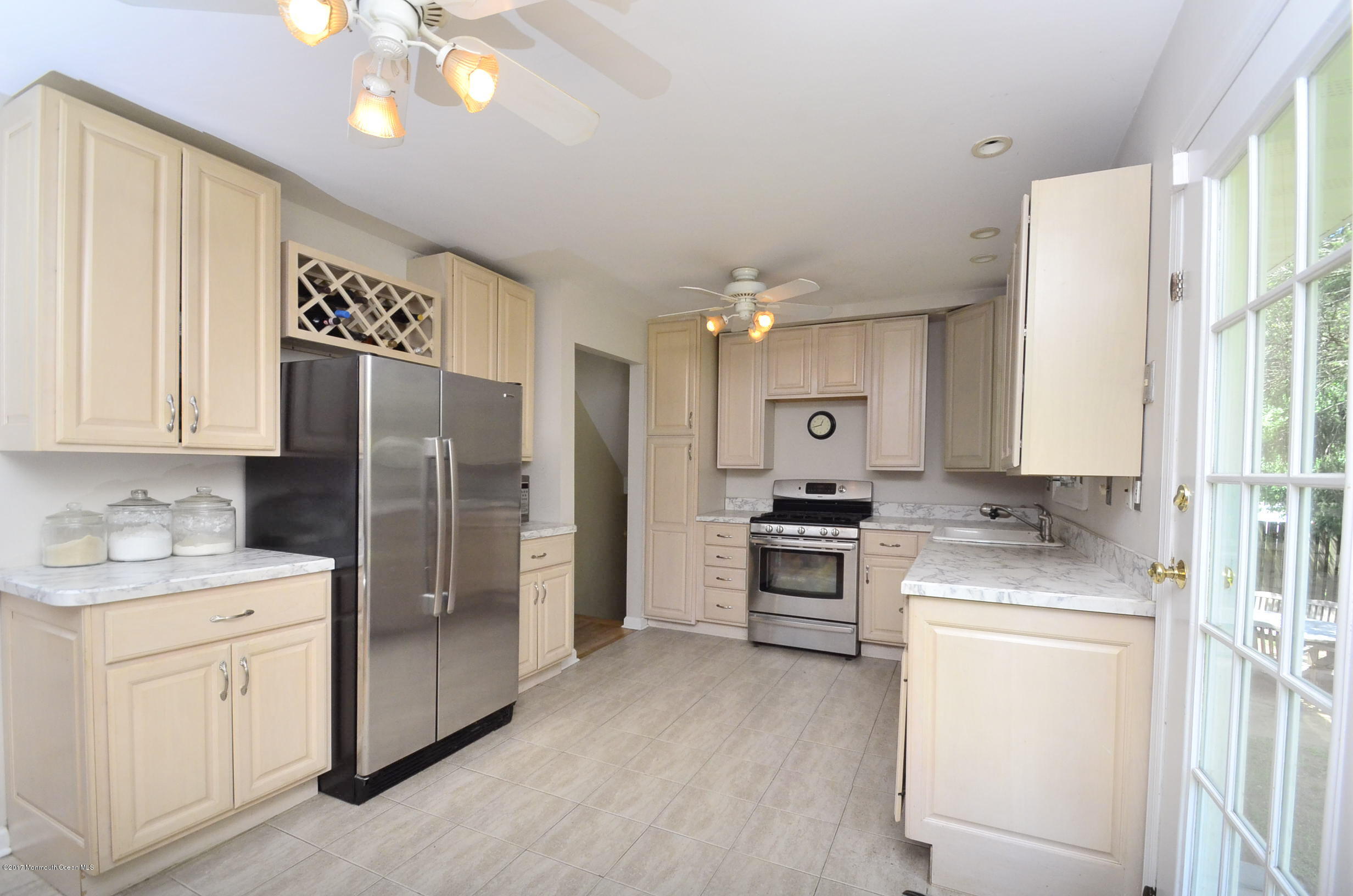 43 Riveredge Road Tinton Falls, NJ 07724 - Photo 2 of 30 Kitchen 04