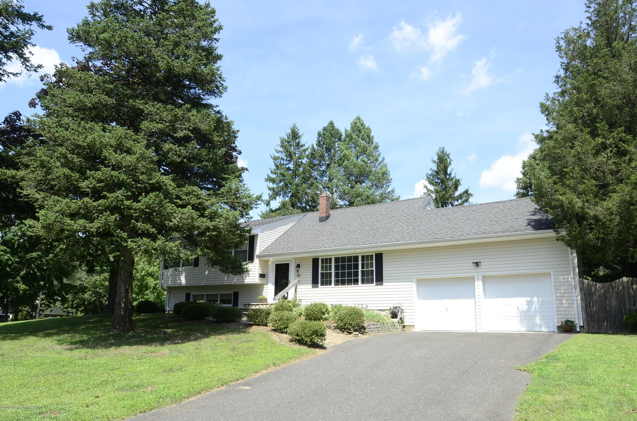 43 Riveredge Road Tinton Falls, NJ 07724 - Photo 28 of 30 Front 02