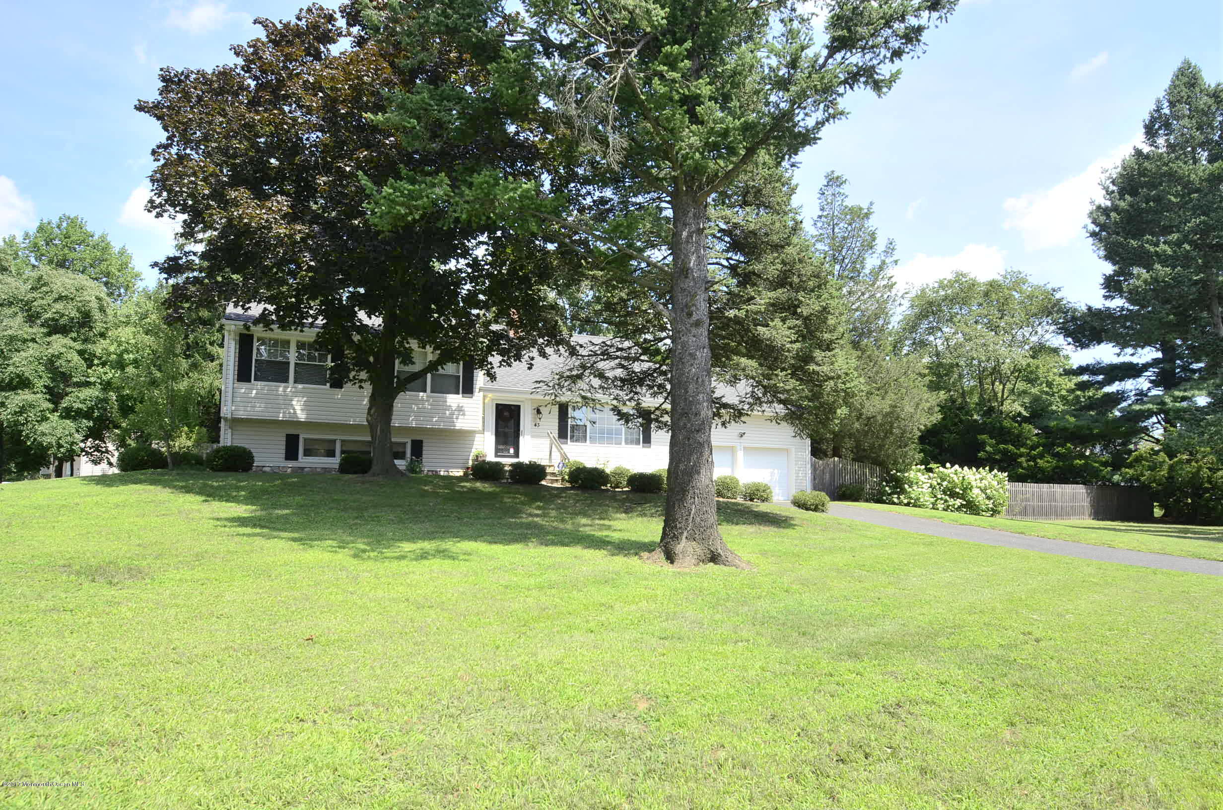 43 Riveredge Road Tinton Falls, NJ 07724 - Photo 30 of 30 Front 04
