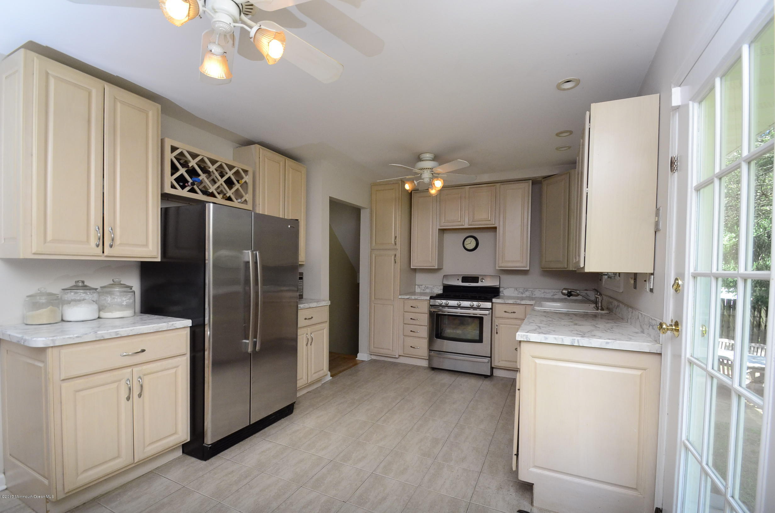 43 Riveredge Road Tinton Falls, NJ 07724 - Photo 4 of 30 Kitchen 02