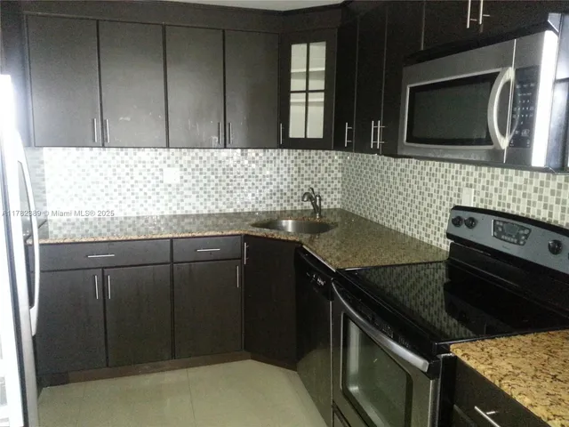 $181,400 | 2750 Northeast 183rd Street, Unit 2607, Aventura, FL 33160