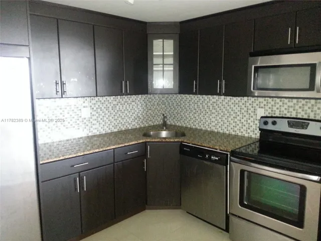 $181,400 | 2750 Northeast 183rd Street, Unit 2607, Aventura, FL 33160