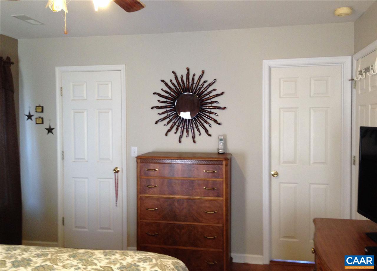 696 Valley View Road Ruckersville, VA 22968 - Photo 10 of 32 a view of livingroom with furniture and cabinet
