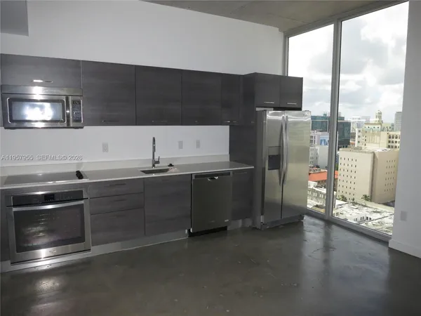 $3,100 | 151 Southeast 1st Street, Unit 1902, Miami, FL 33131