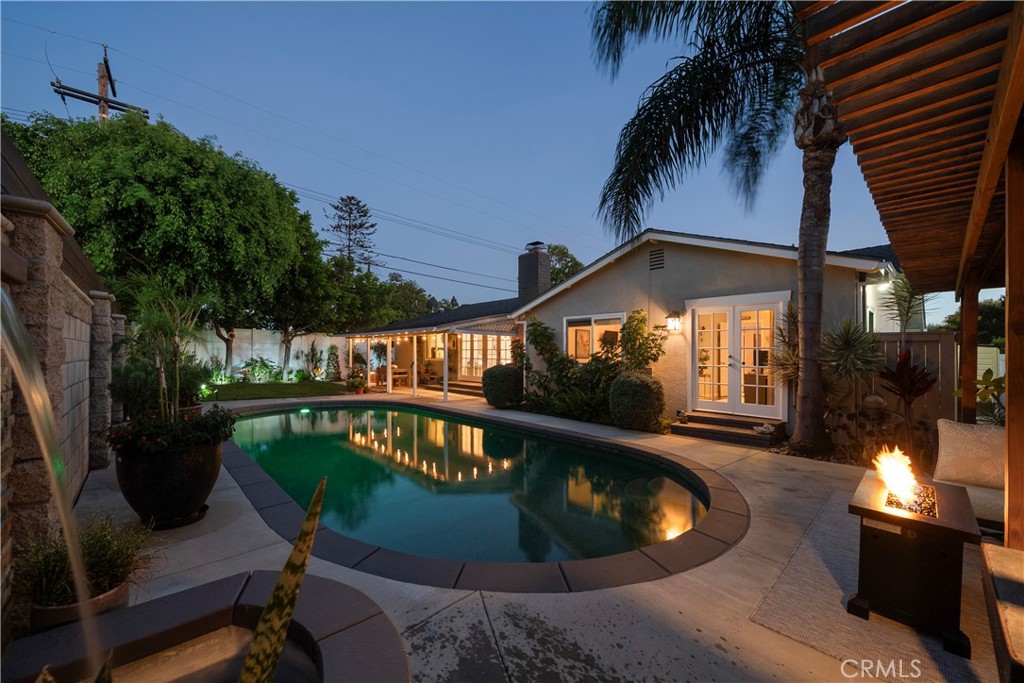 360 Villanova Road Costa Mesa, CA 92626 - Photo 24 of 32 Gallery Image 24