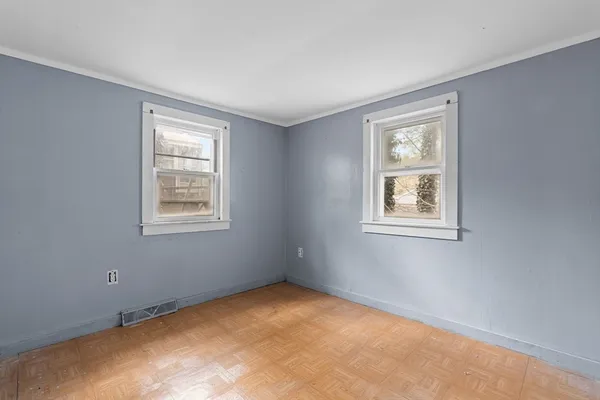 $340,000 | 6 Cardinal Avenue, Wareham, MA 02538