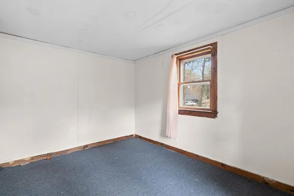 $340,000 | 6 Cardinal Avenue, Wareham, MA 02538