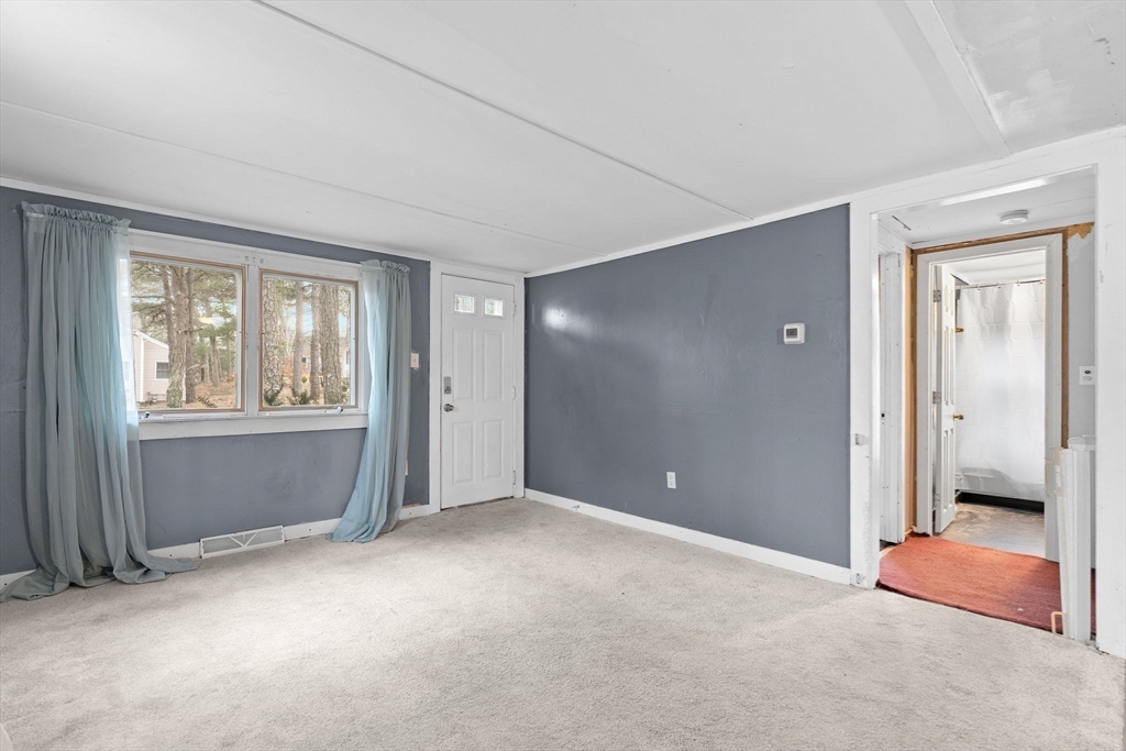 6 Cardinal Avenue Wareham, MA 02538 - Photo 9 of 27