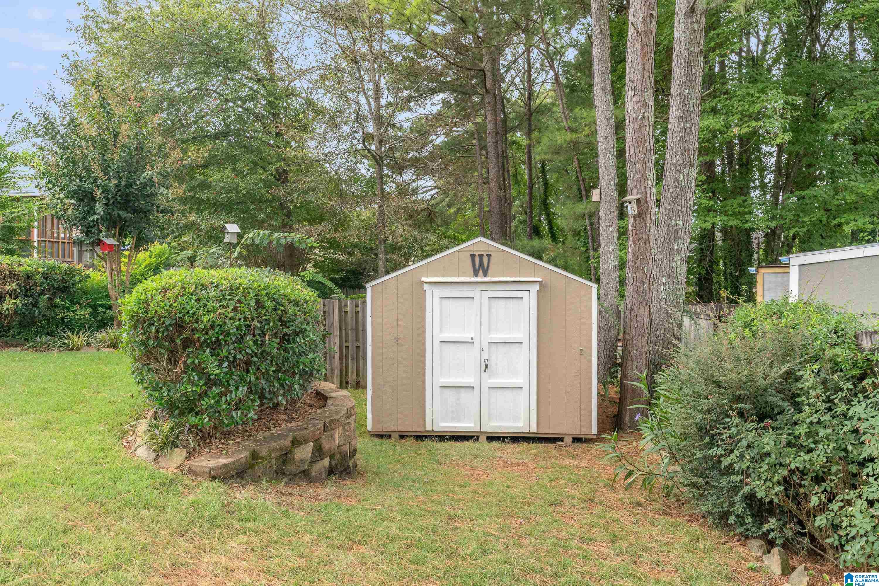 1227 Deer Trail Road Birmingham, AL 35226 - Photo 33 of 37