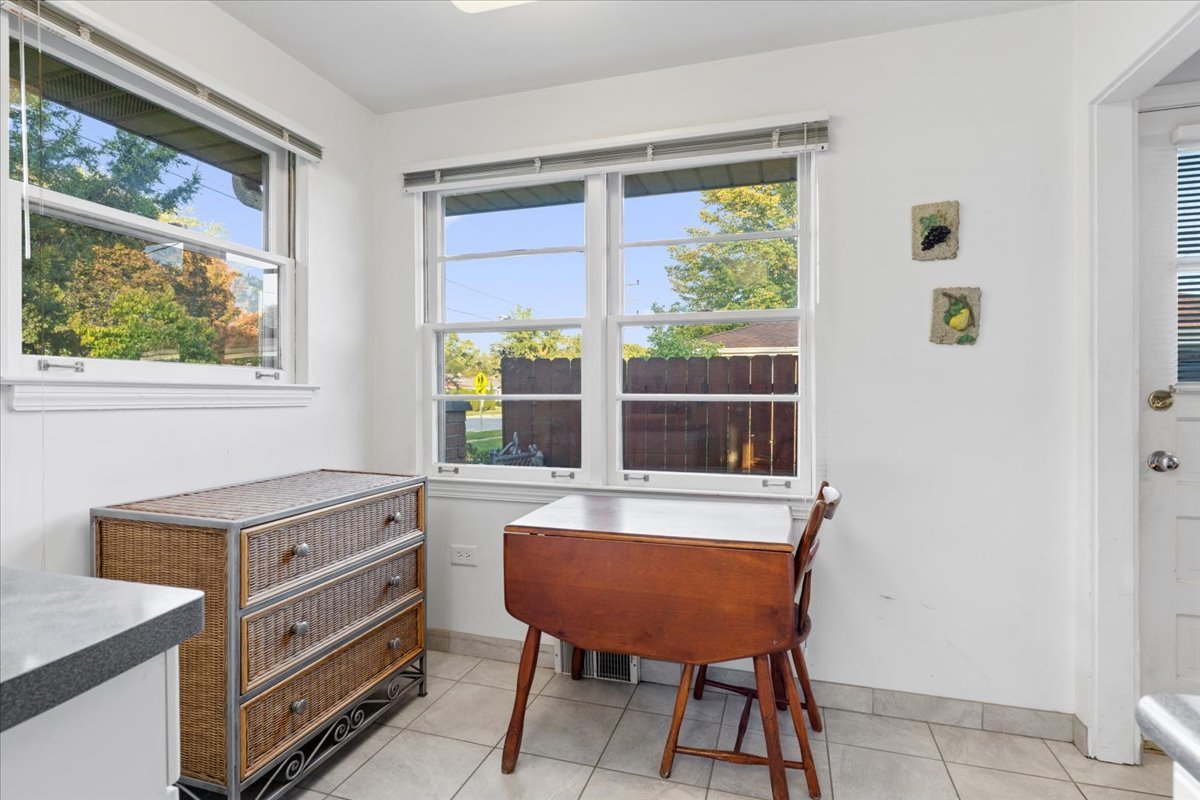 4443 Church Street Skokie, IL 60076 - Photo 10 of 21