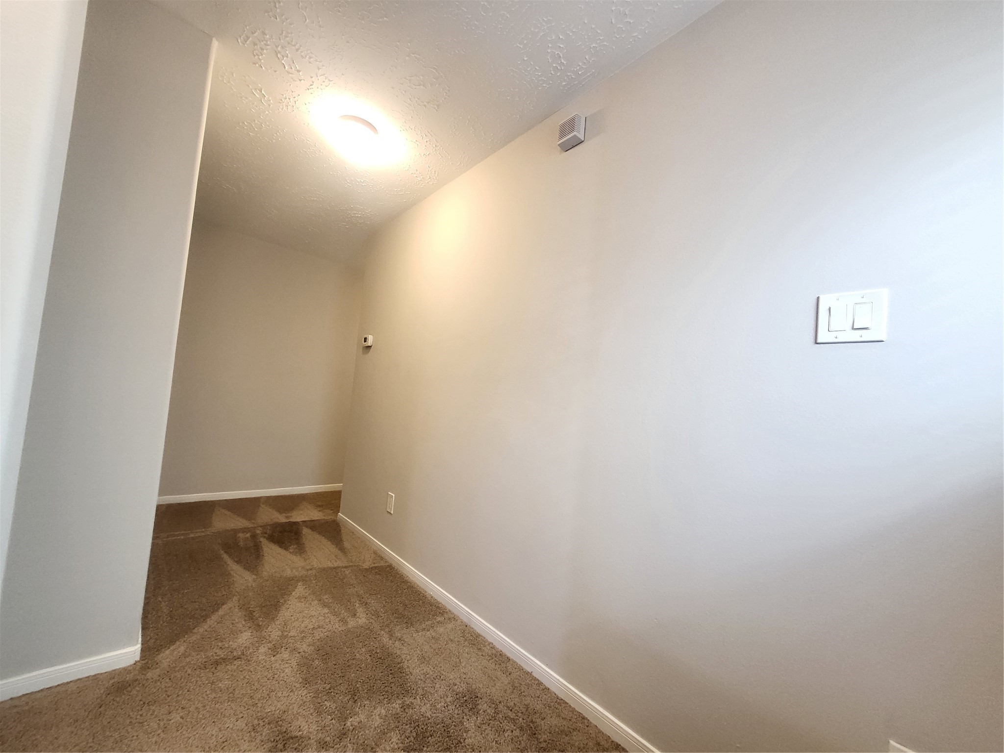 7415 Hollister Ridge Houston, TX 77040 - Photo 17 of 36 a view of room