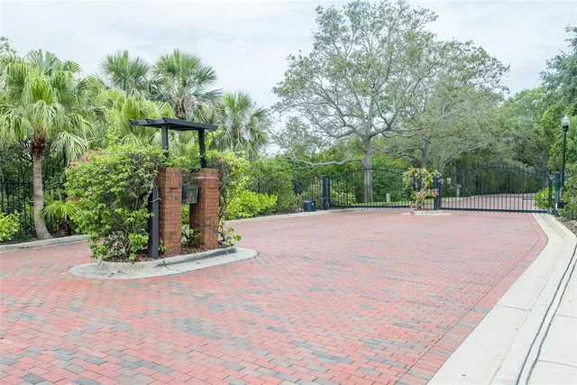 $599,000 | 2876 Bayshore Trails Drive, Tampa, FL 33611