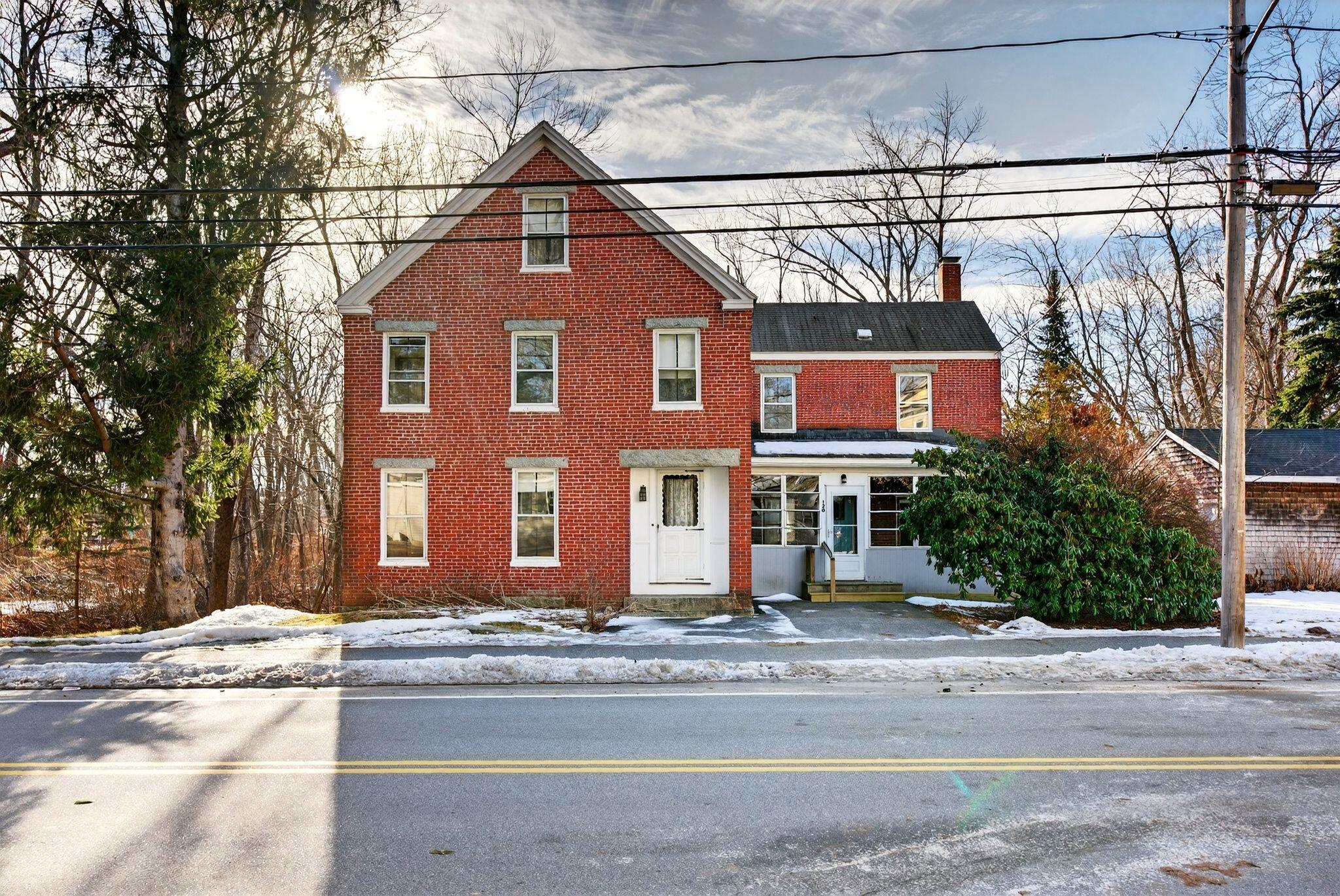 120 Lincoln Street Saco, ME 04072 - Photo 2 of 48 2_044_DSC08226
